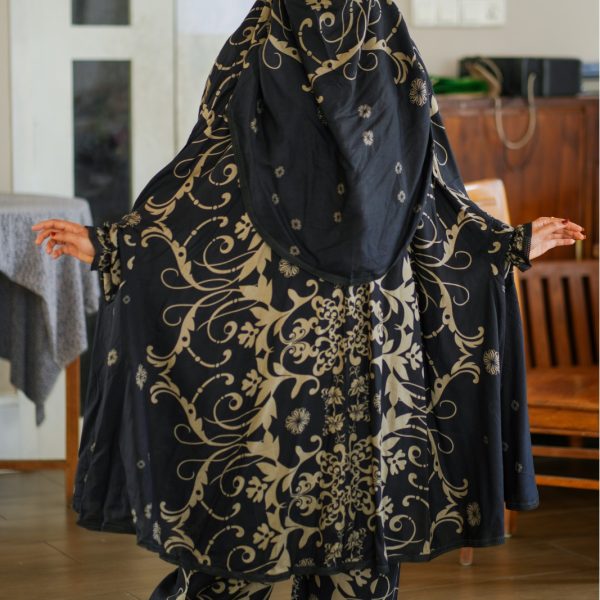 Khimar And Plazu Set | Code 125